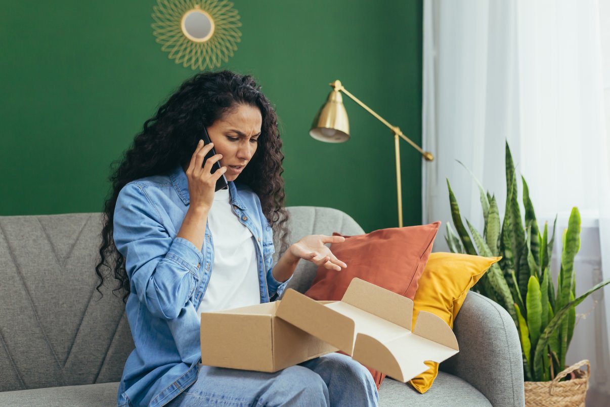 Woman calling about issue with order, dropshipping