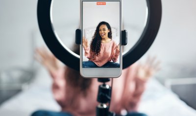 Influencer recording a video 